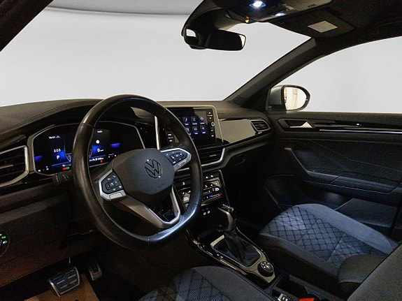 Volkswagen T-Roc 4 of 15