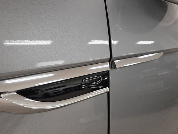 Volkswagen T-Roc 15 of 15