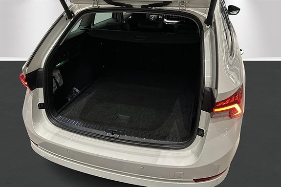 Skoda Octavia 5 of 23