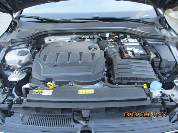 Volkswagen Golf Alltrack 12 of 12