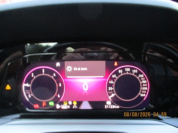 Volkswagen Golf Alltrack 6 of 12