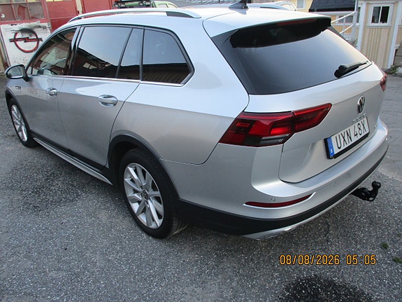 Volkswagen Golf Alltrack 4 of 12
