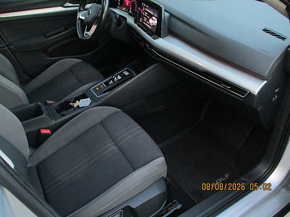 Volkswagen Golf Alltrack 10 of 12