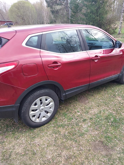 Nissan Qashqai 2 of 6