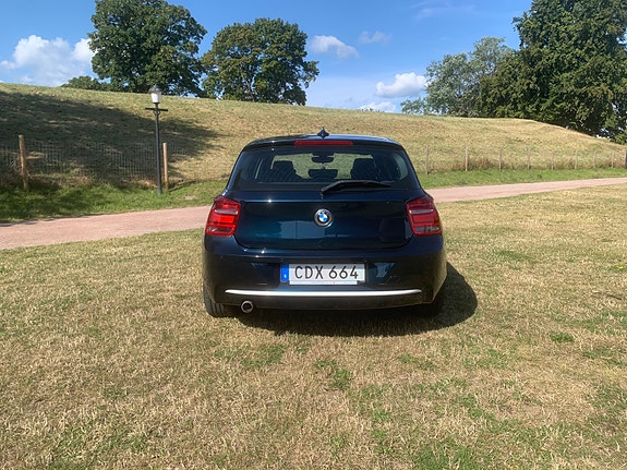 BMW 120d 9 of 18