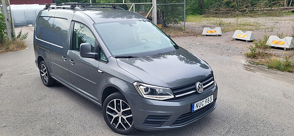 Volkswagen Caddy Maxi 2 of 11