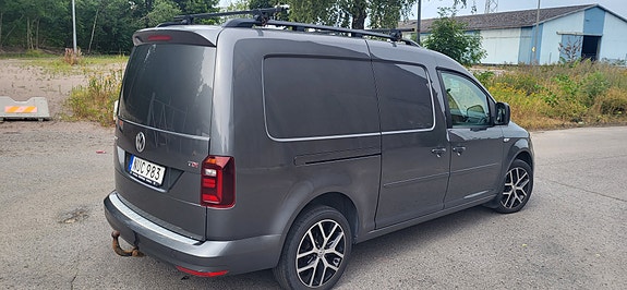 Volkswagen Caddy Maxi 3 of 11