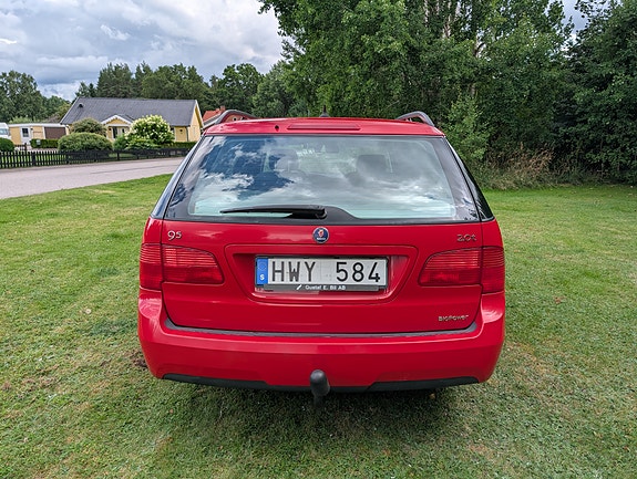 Saab 9-5 4 of 14