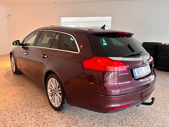 Opel Insignia 3 of 7