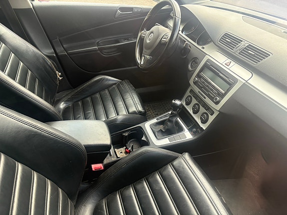 Volkswagen Passat 4 of 4