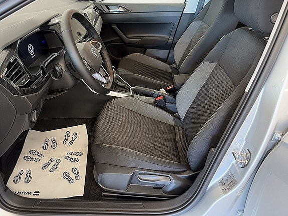 Volkswagen Polo 7 of 12