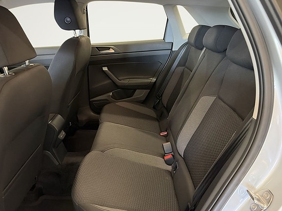 Volkswagen Polo 10 of 12