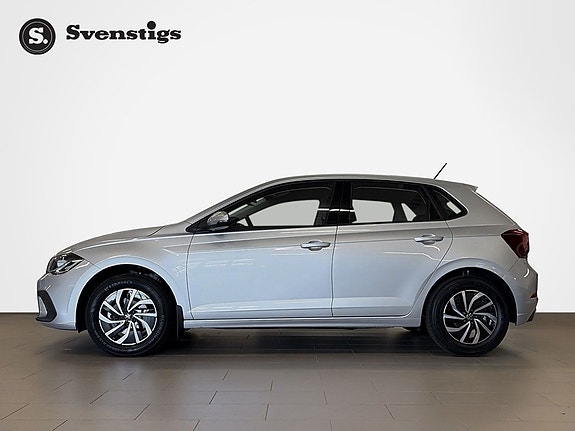 Volkswagen Polo 2 of 12