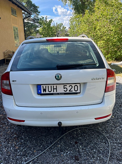Skoda Octavia 3 of 7