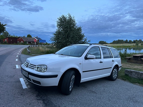 Volkswagen Golf IV 3 of 6