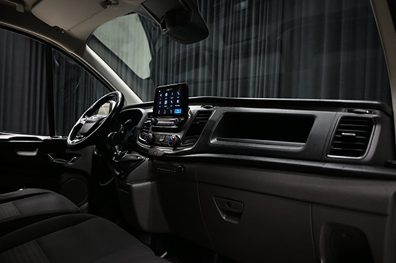 Ford Transit Custom 26 of 28