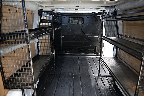 Ford Transit Custom 7 of 28