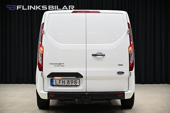 Ford Transit Custom 9 of 28