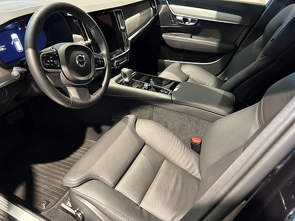 Volvo V90 5 of 5