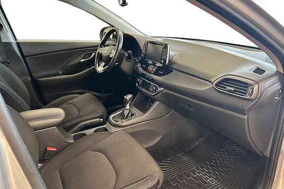 Hyundai i30 14 of 23