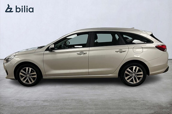 Hyundai i30 2 of 23