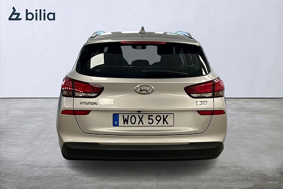 Hyundai i30 8 of 23
