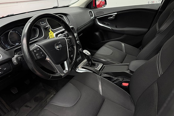Volvo V40 15 of 30