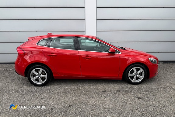 Volvo V40 5 of 30