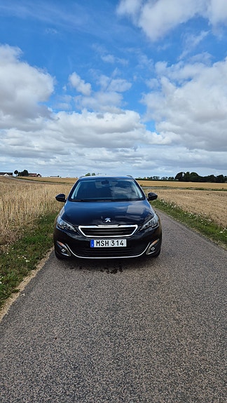 Peugeot 308 SW 6 of 9