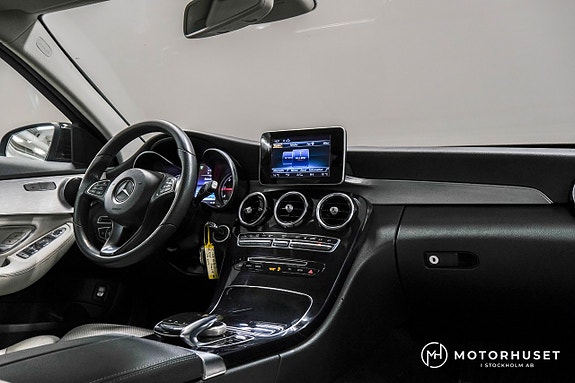 Mercedes-Benz CLC220 10 of 23