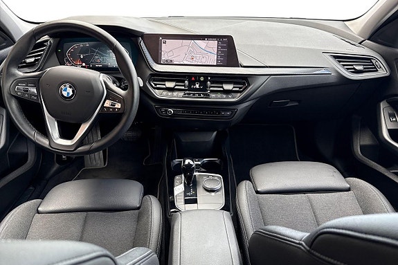 BMW 120i 13 of 23