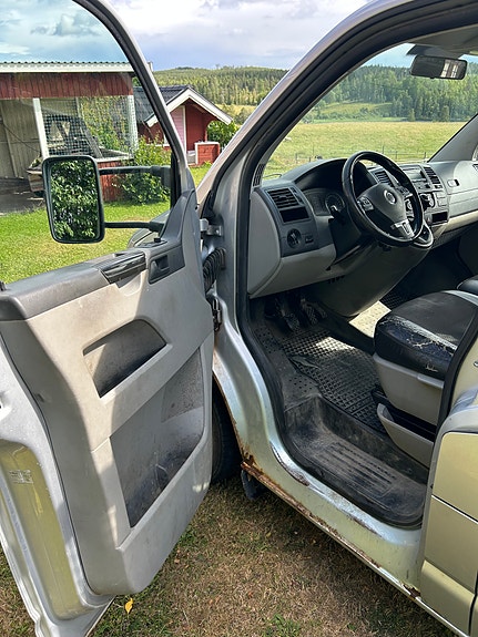 Volkswagen Transporter 6 of 9