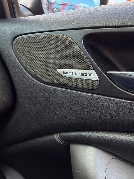 BMW 330Cd 13 of 18