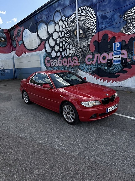 BMW 330Cd 2 of 18