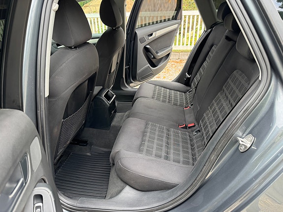 Audi A4 5 of 6