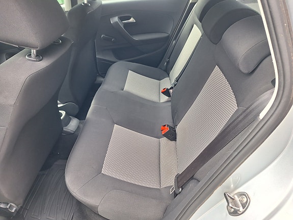 Volkswagen Polo 7 of 13
