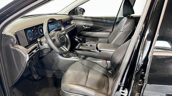 Hyundai Tucson 6 of 14