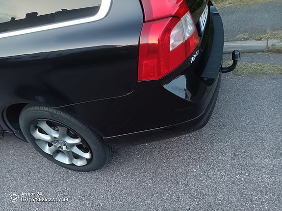 Volvo V70 3 of 10