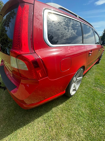 Volvo V70 5 of 9