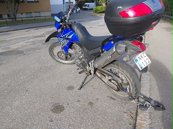 Yamaha XT660R 3 of 6