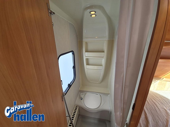 Adria Adora 512 UP 20 of 27