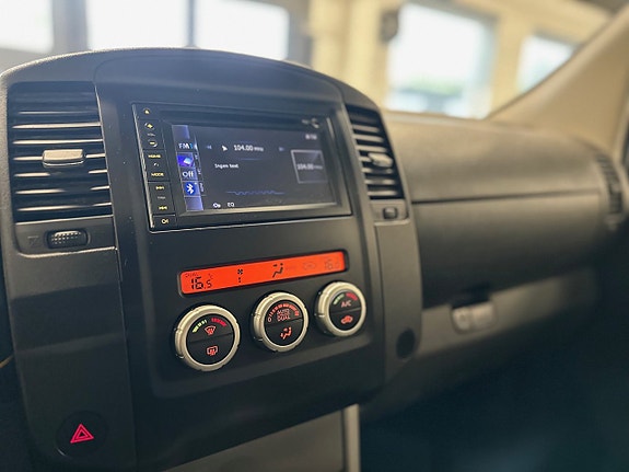 Nissan Navara 12 of 15