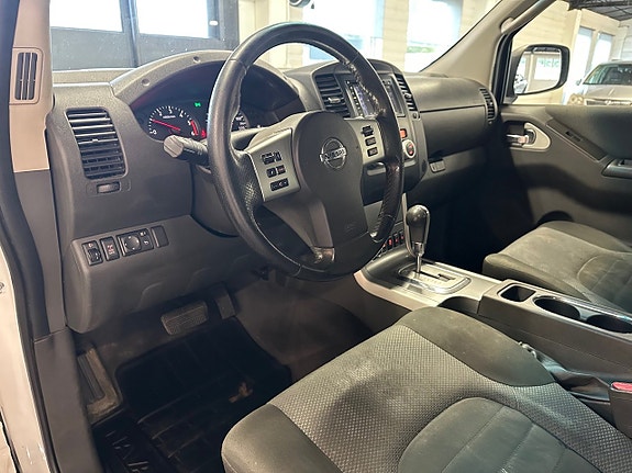 Nissan Navara 8 of 15