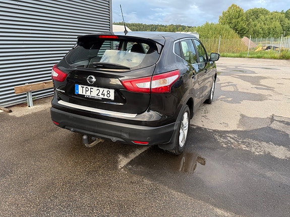 Nissan Qashqai 4 of 12