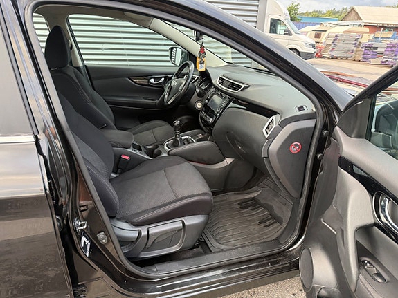 Nissan Qashqai 9 of 12