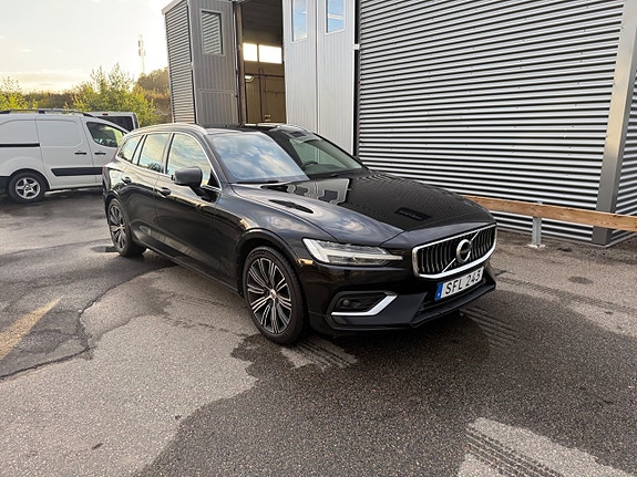 Volvo V60 3 of 13