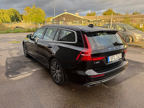 Volvo V60 6 of 13