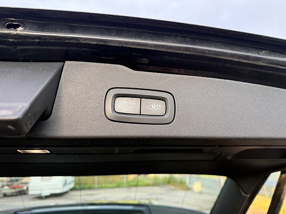 Volvo V60 11 of 13