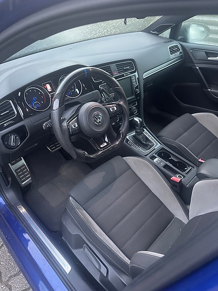 Volkswagen Golf VII 4 of 4
