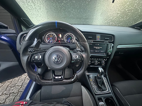 Volkswagen Golf VII 3 of 4